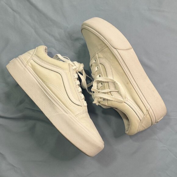 White Vans Old Skool Platform - Picture 1 of 9